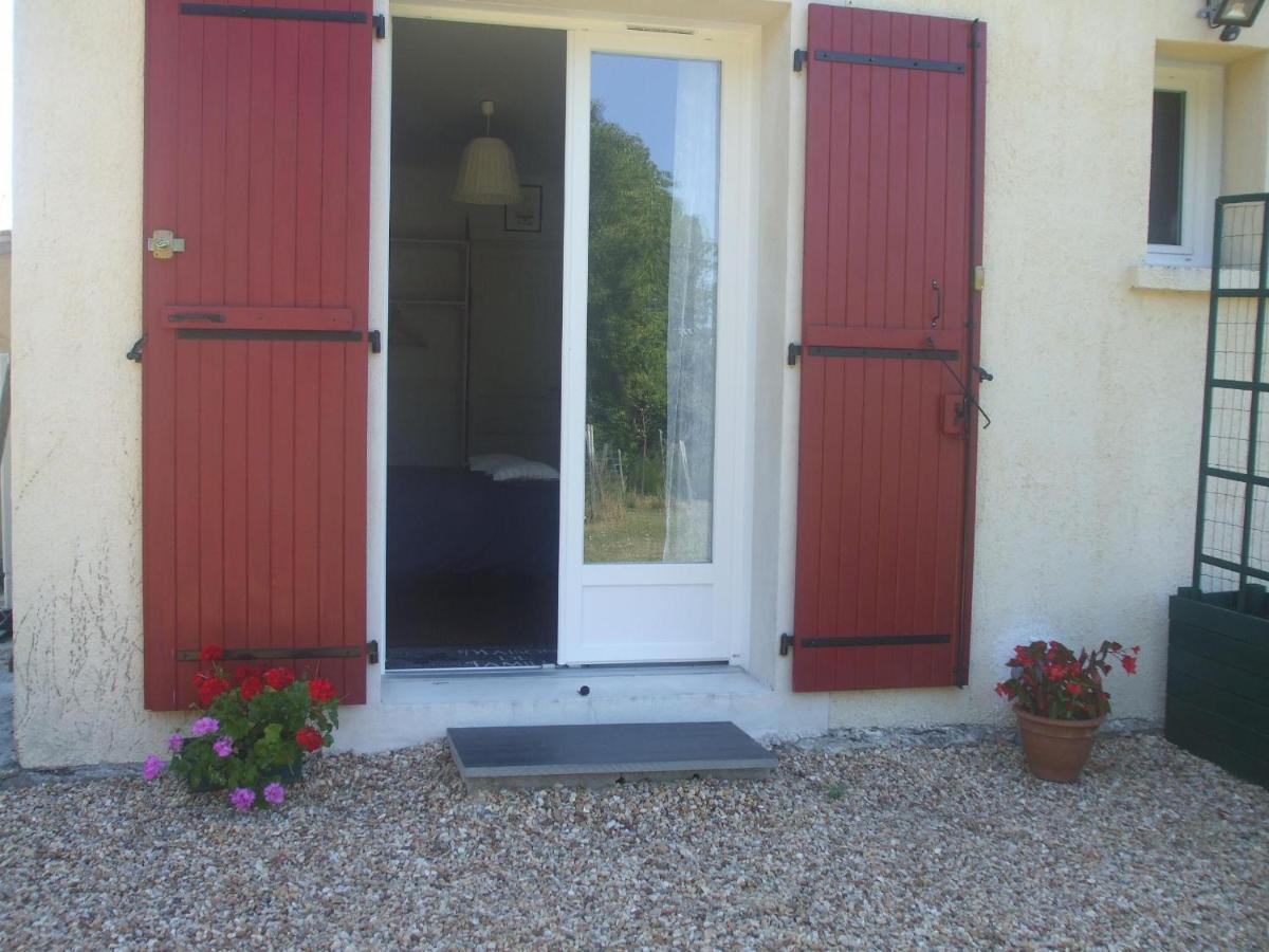 Les Chambres De Beauviel Saint-Jean-dʼEyraud Exteriör bild